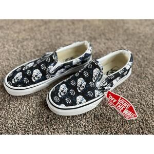 Vans‎ Slip On Flash Skulls Black Blue Flame White  Size US Mens 3.5 Womens 5